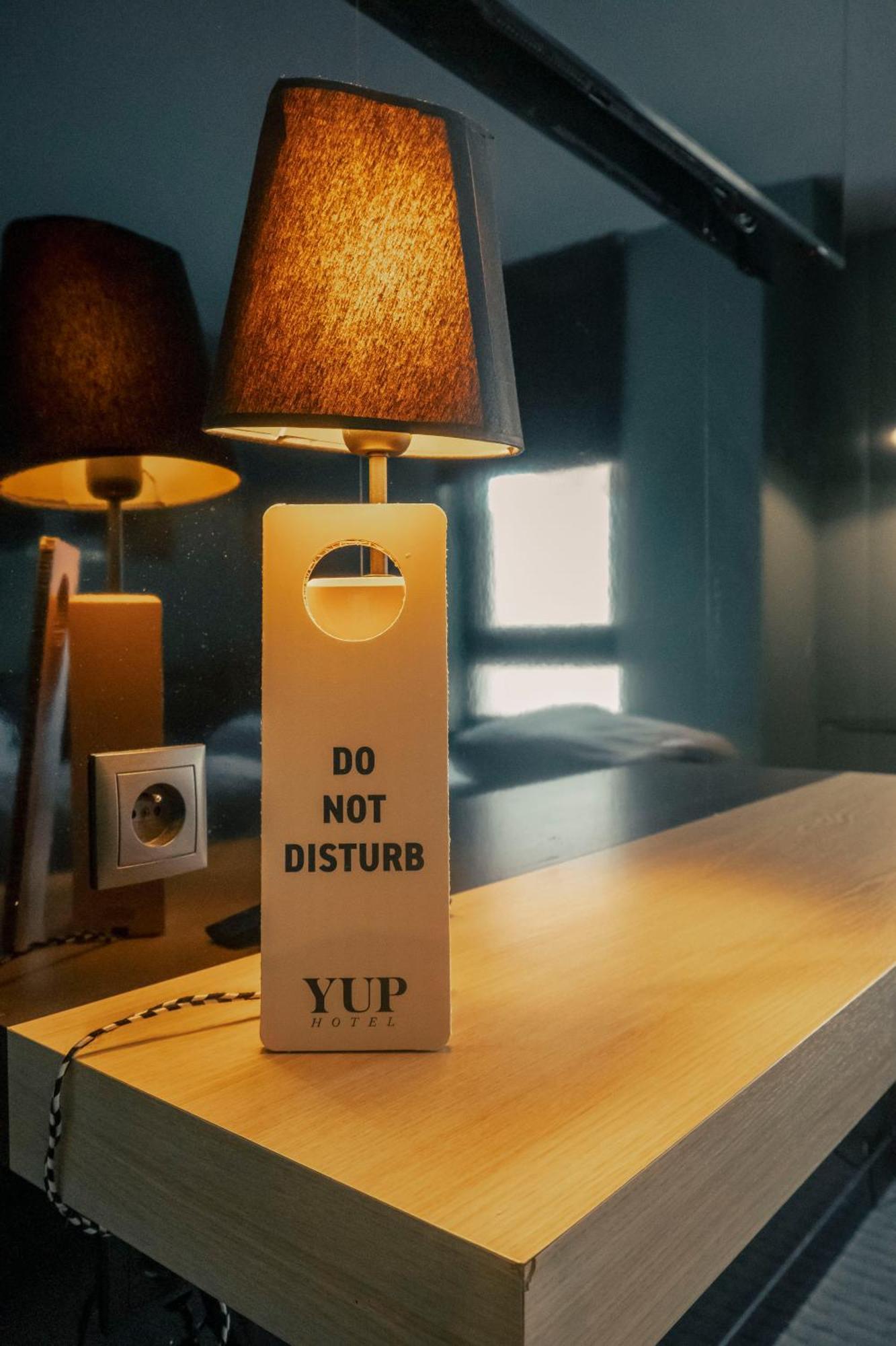 Ibis Styles Hasselt City Centre Bagian luar foto