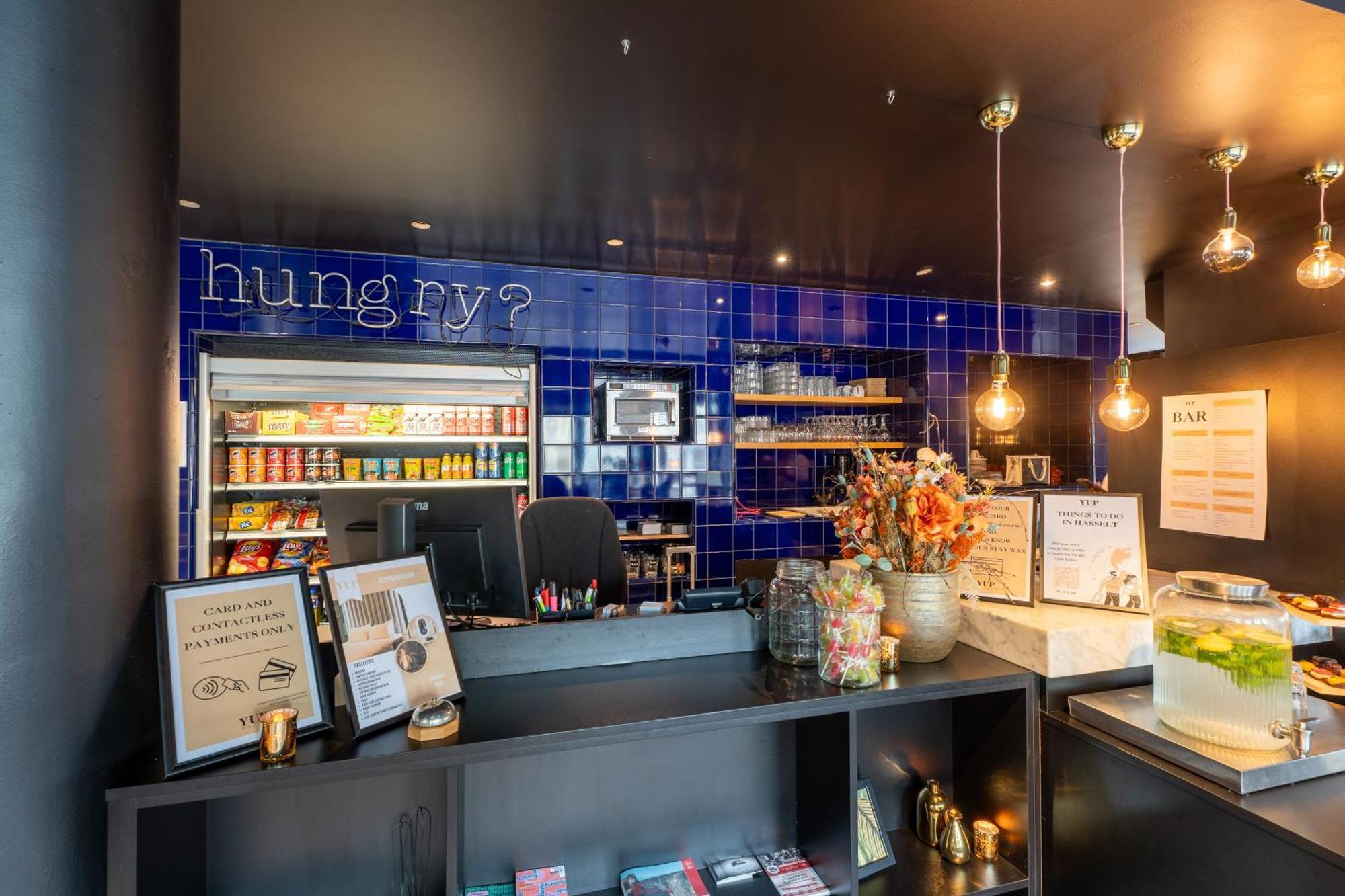 Ibis Styles Hasselt City Centre Bagian luar foto