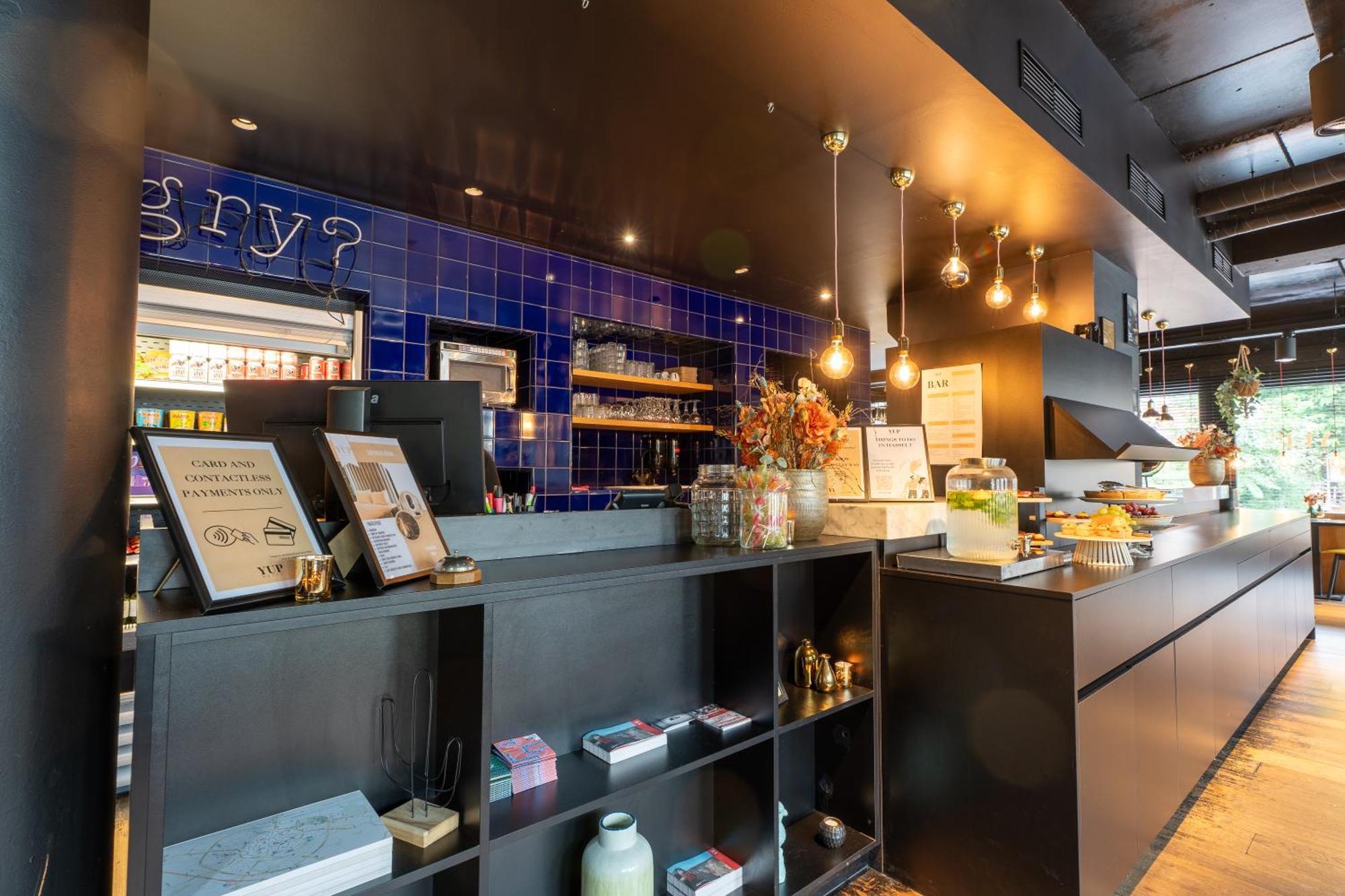 Ibis Styles Hasselt City Centre Bagian luar foto