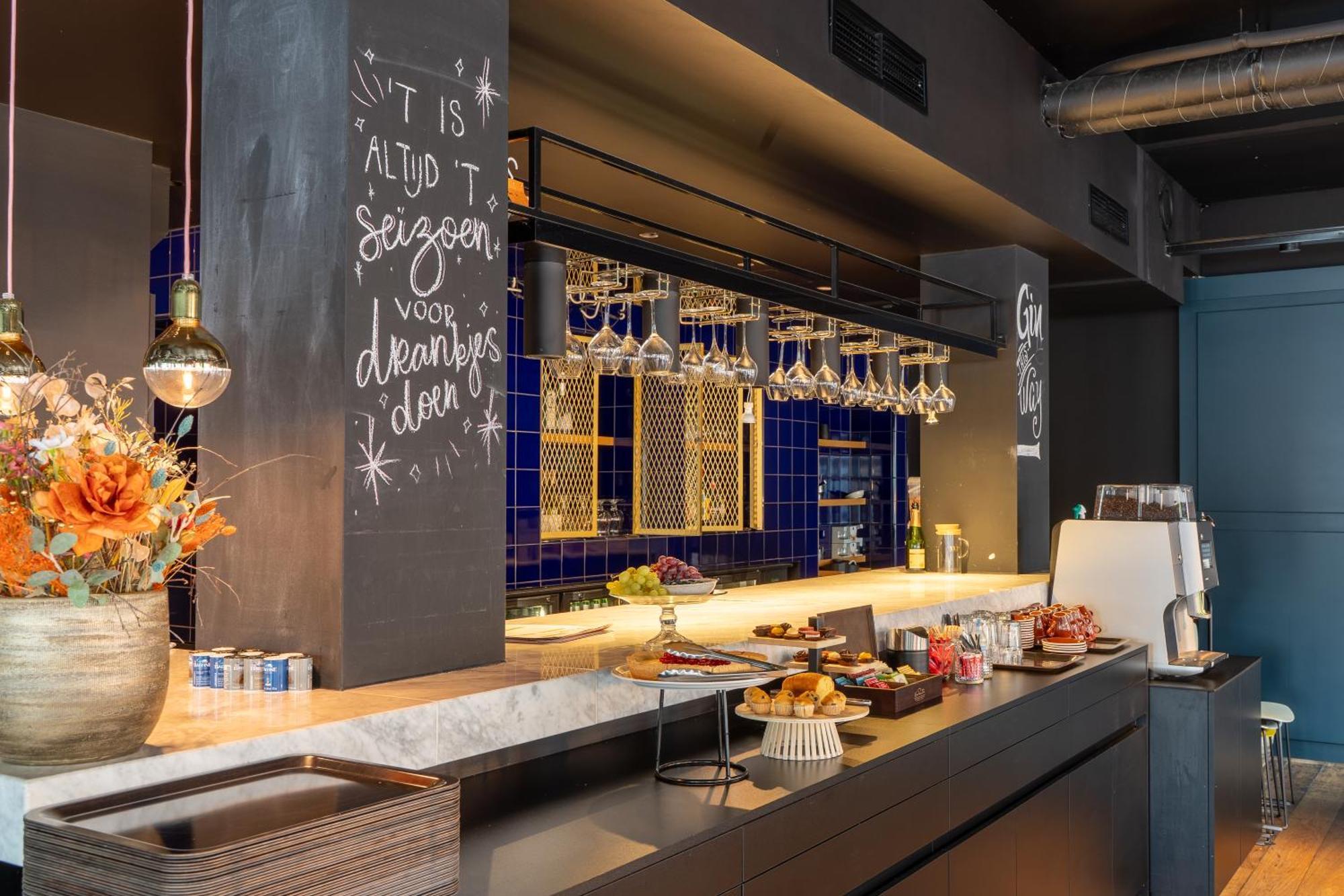 Ibis Styles Hasselt City Centre Bagian luar foto