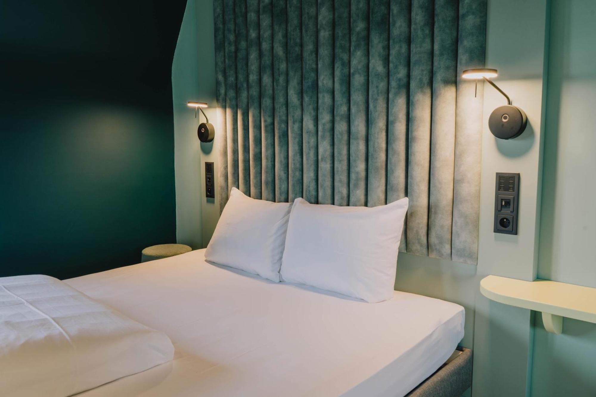 Ibis Styles Hasselt City Centre Bagian luar foto